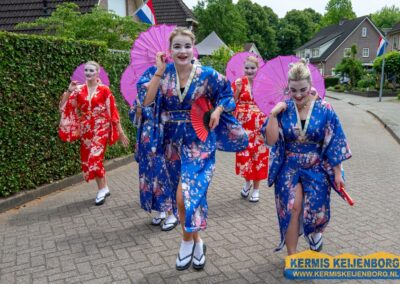 Zondag opstellen optocht 2025